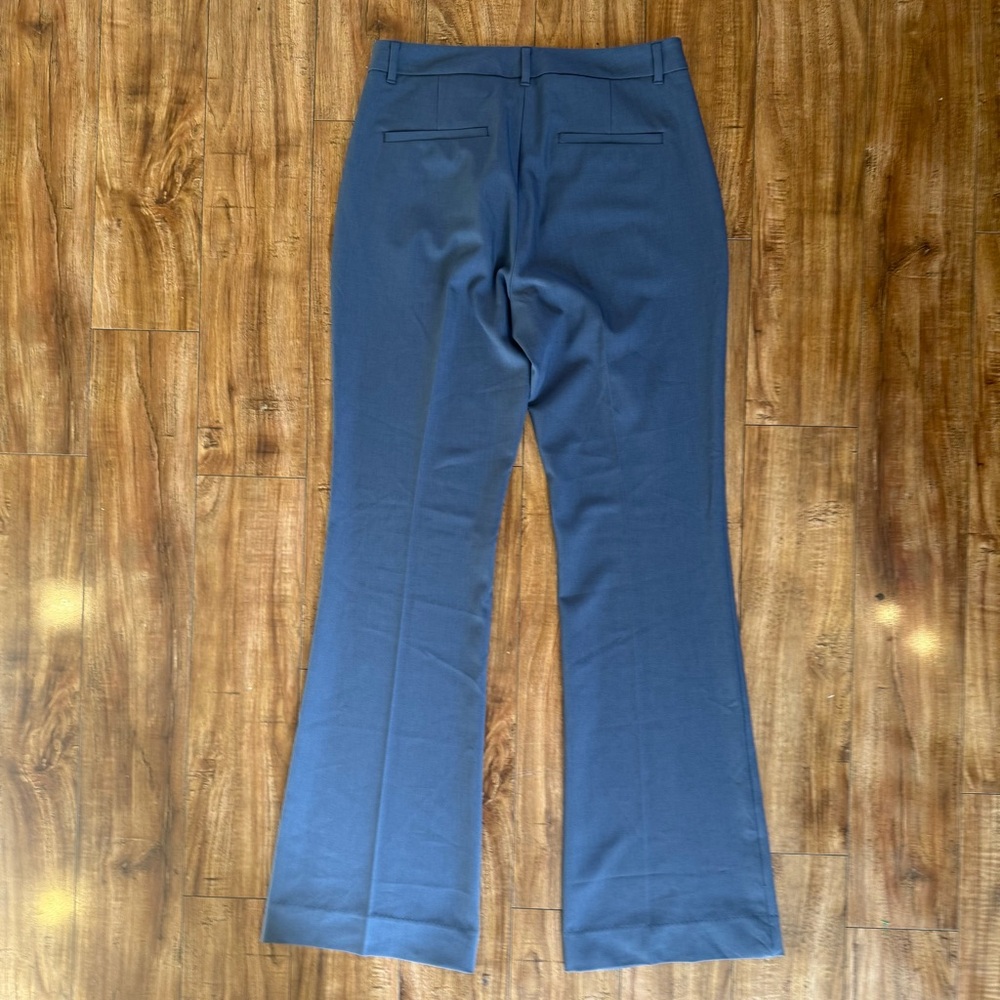 Banana Republic Women’s Gray Bootcut Dress Pants Slacks Size 8 - Picture 8 of 10